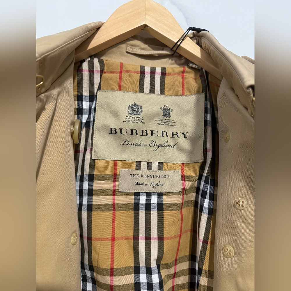Burberry Tan Trench Coat for Women - Picture 12 of 16